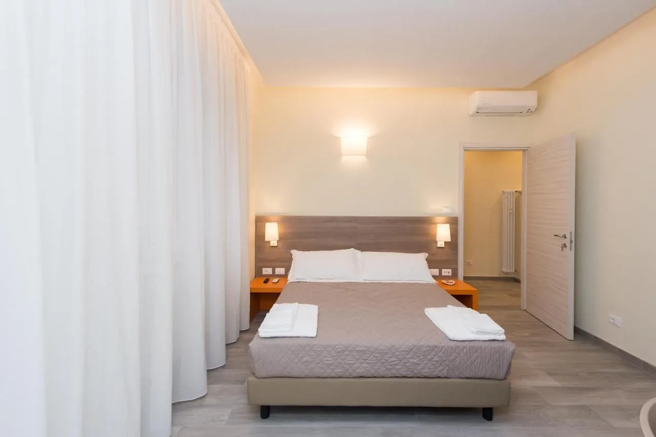 San Felice 135 - 2 Otel Bolonya 3*,  İtalya